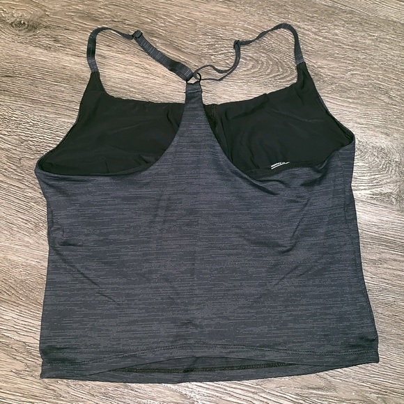 Outdoor Voices Move Free Tank Top with built in bra - Picture 4 of 5